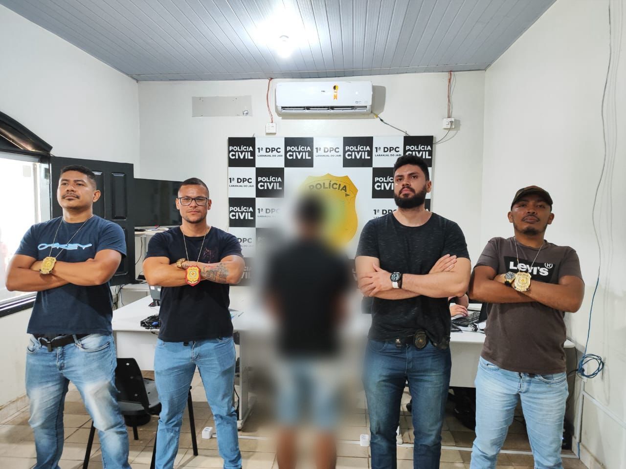 EM LARANJAL DO JARI, AÇÃO INTEGRADA ENTRE AS POLÍCIAS CIVIS DO AMAPÁ E DO PARÁ RESULTA NA PRISÃO DE HOMEM ACUSADO DE ABUSAR SEXUALMENTE DA PRÓPRIA FILHA DE 8 ANOS DE IDADE